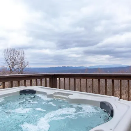 Kickback Kabin, 3 Bedrooms, Deck, Hot Tub, Pool Access, Sleeps 6 Gatlinburg Exterior photo